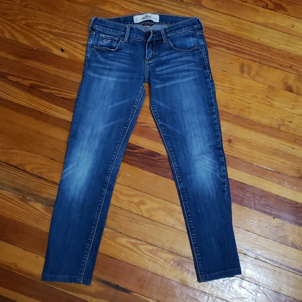 Hollister capris jeans